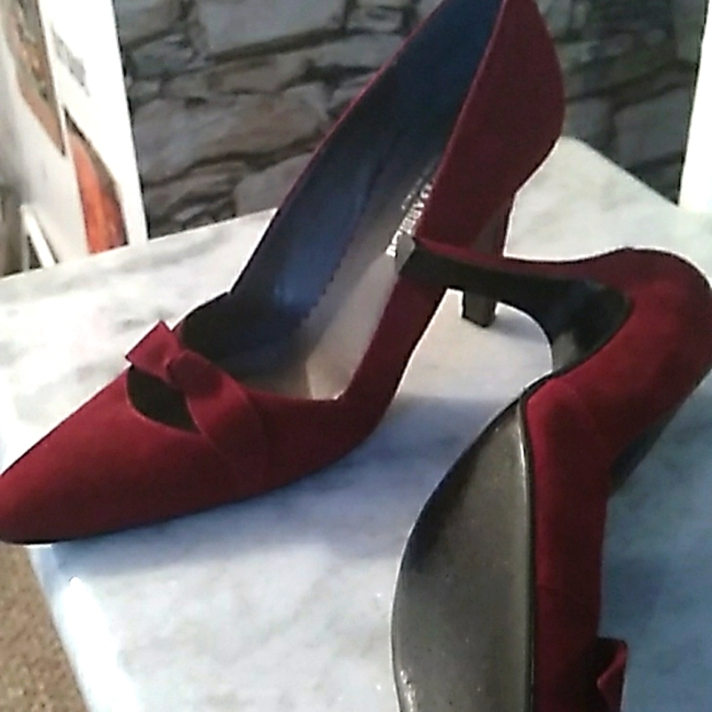 Burgundy pumps